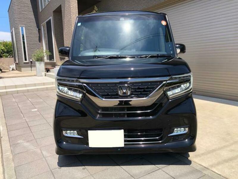N BOX CUSTOM