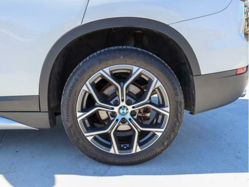 X1