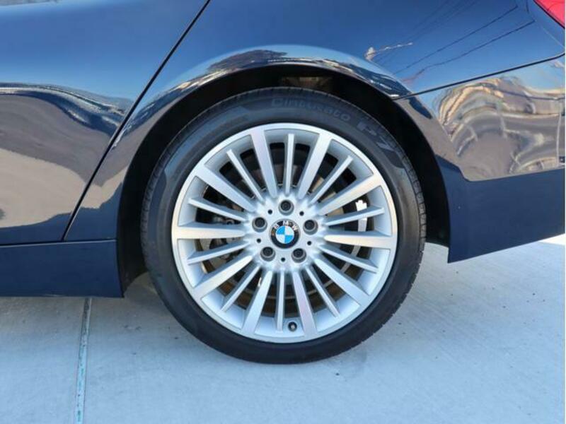 4 SERIES