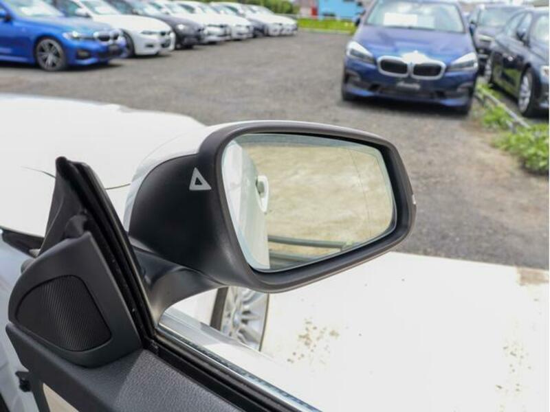 4 SERIES
