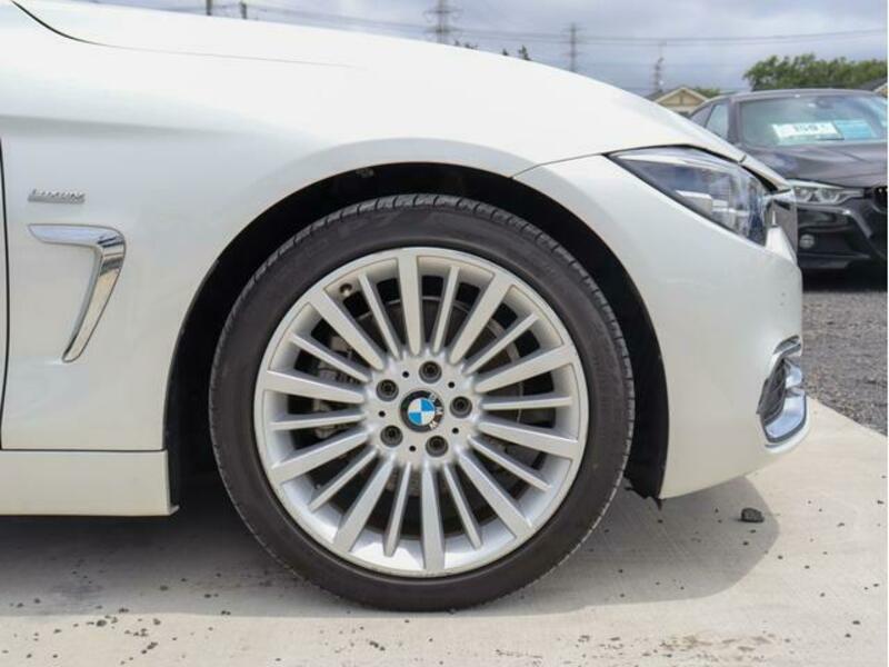 4 SERIES