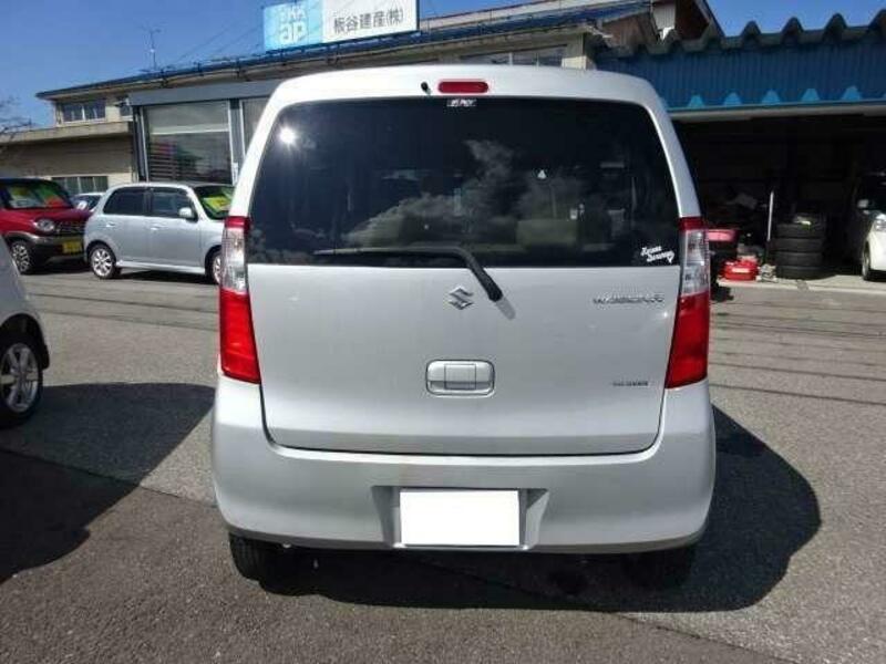 WAGON R