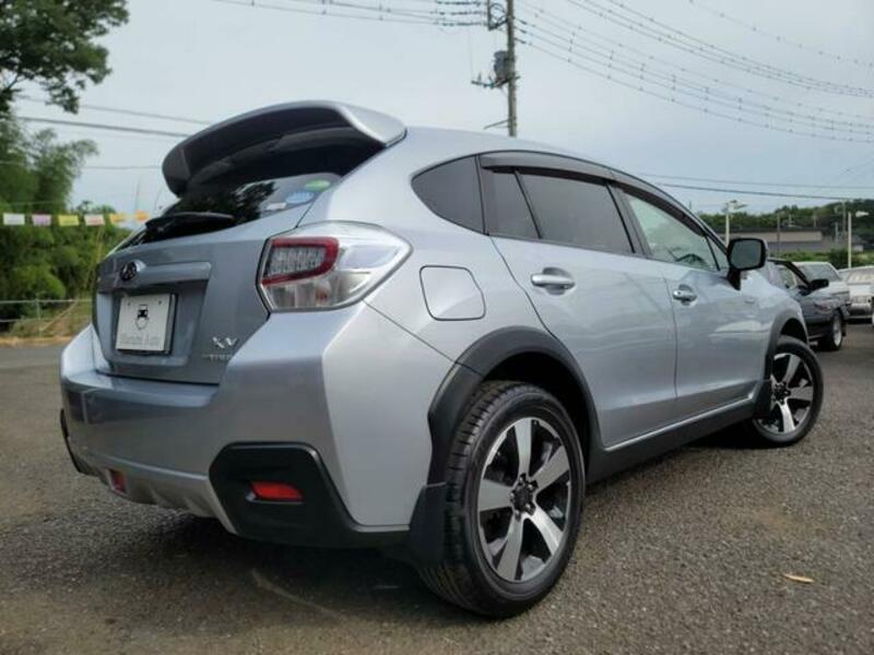 XV HYBRID