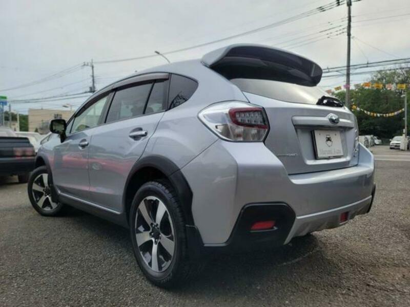 XV HYBRID
