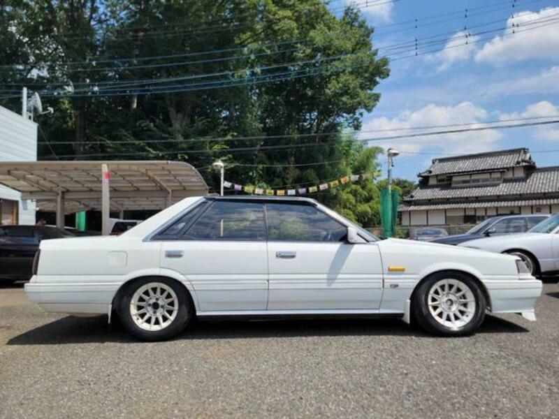 SKYLINE