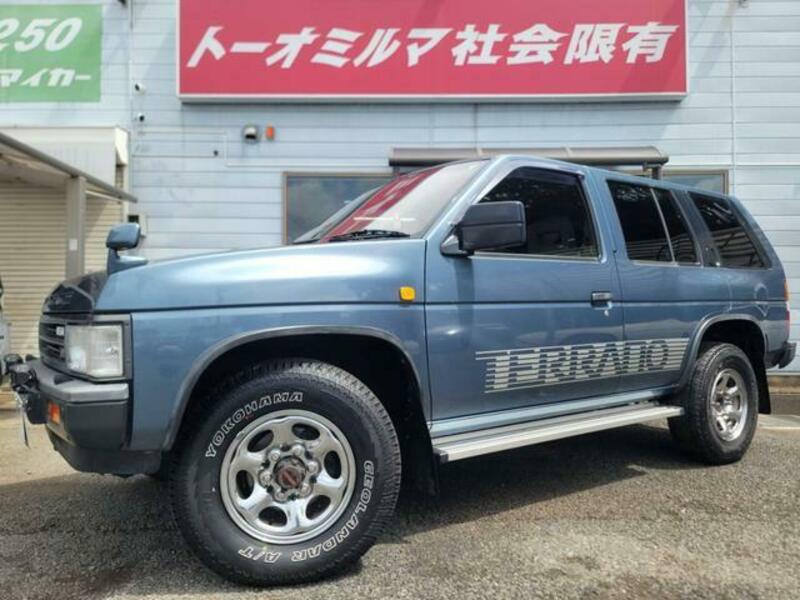 NISSAN TERRANO