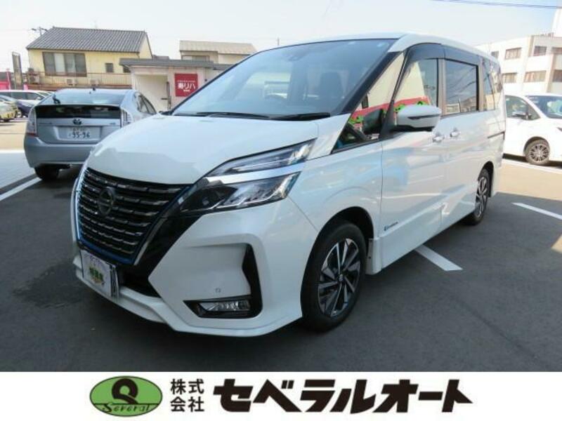 NISSAN SERENA