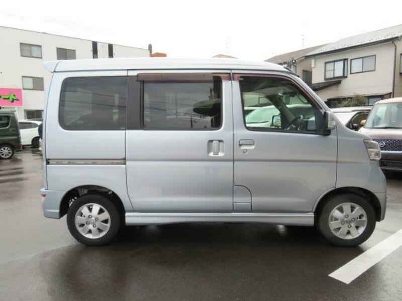 ATRAI WAGON