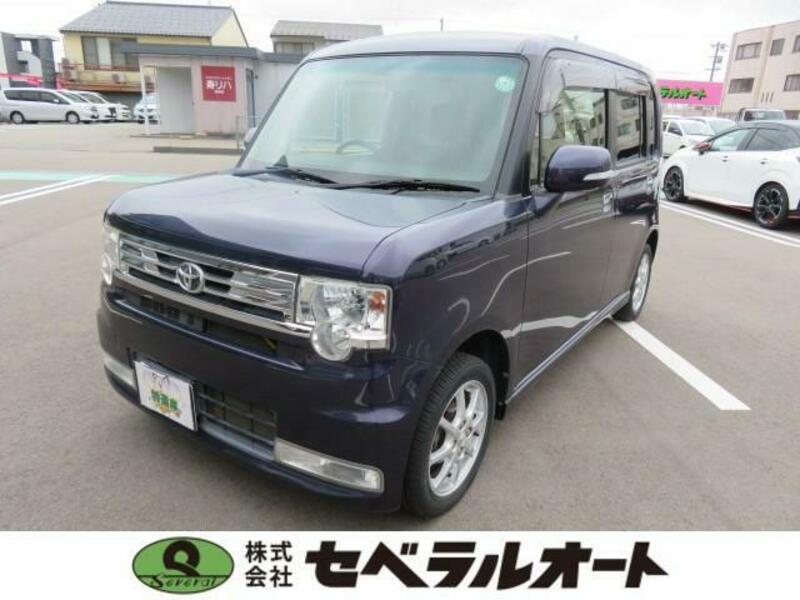 TOYOTA PIXIS SPACE