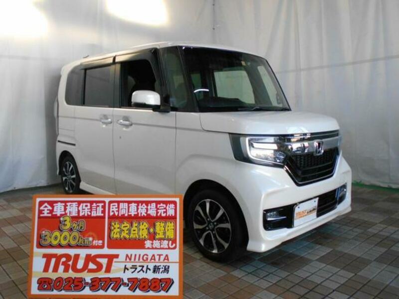 HONDA N BOX CUSTOM