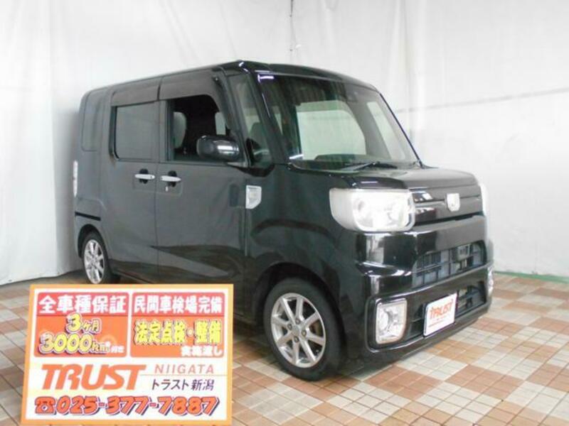 DAIHATSU WAKE