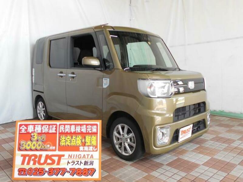 DAIHATSU WAKE