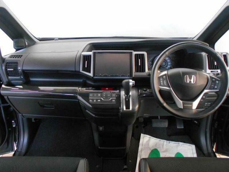 STEPWAGON SPADA
