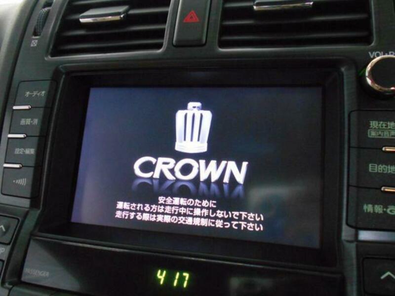 CROWN