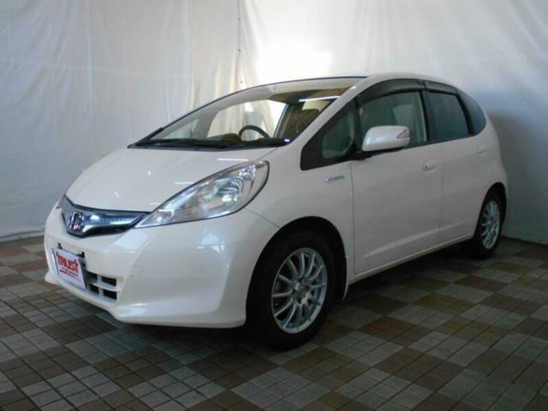 FIT HYBRID