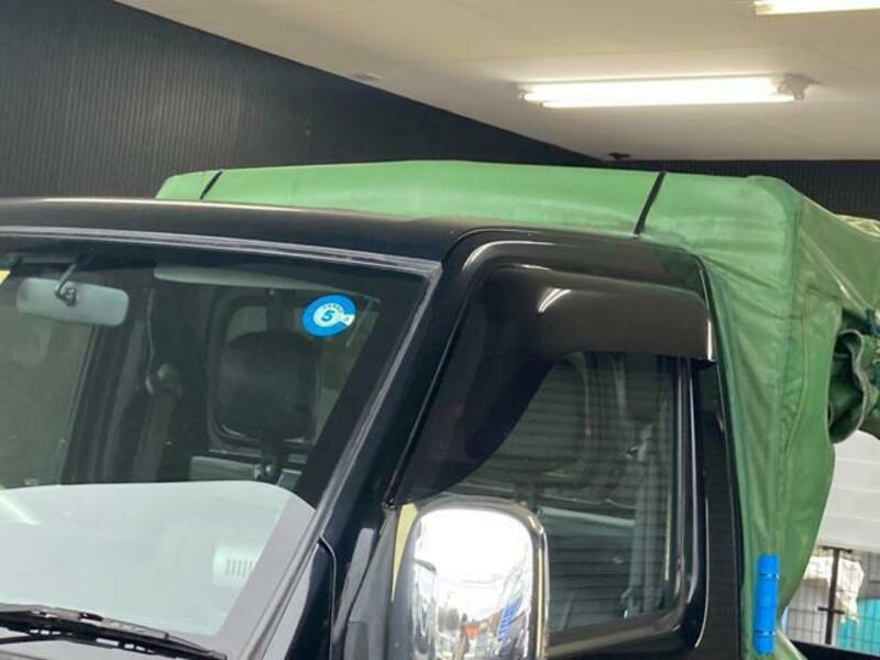 MINICAB TRUCK