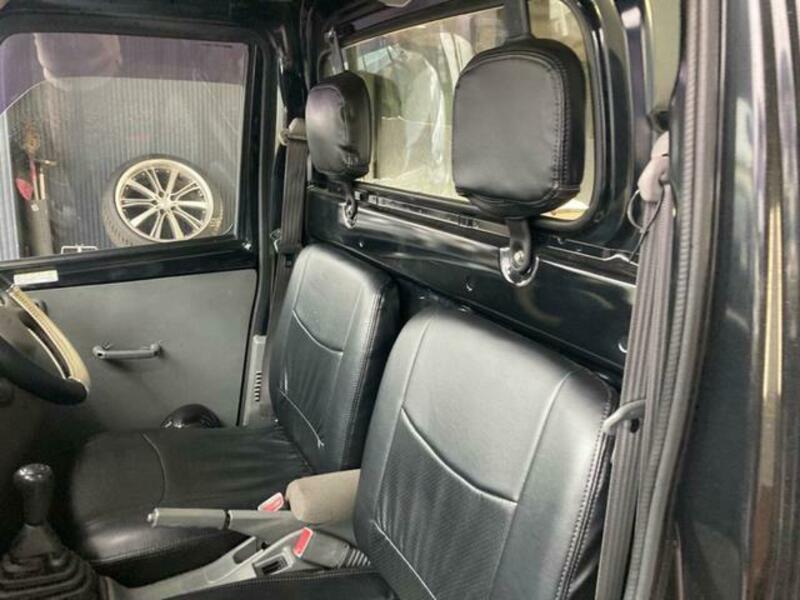 MINICAB TRUCK
