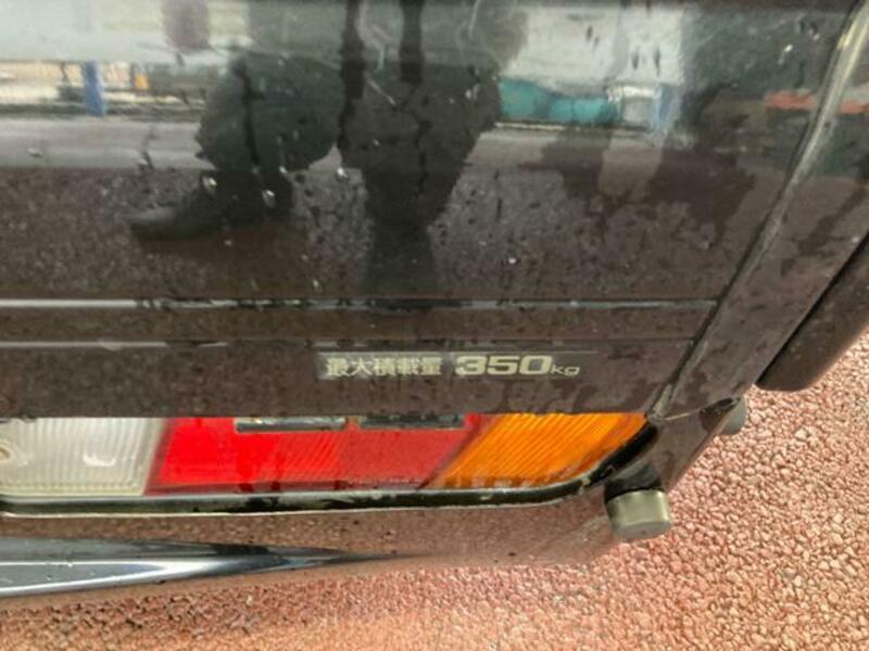 MINICAB TRUCK