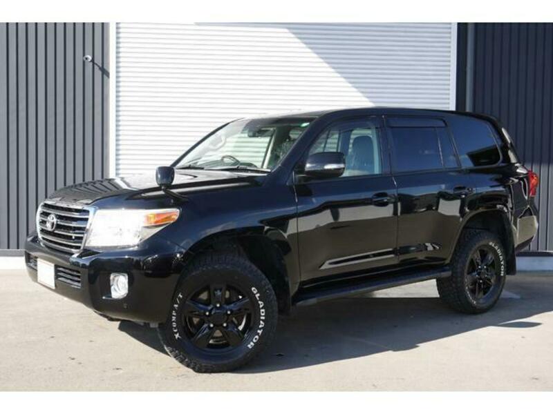 TOYOTA LAND CRUISER