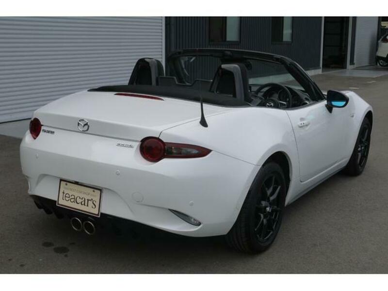 ROADSTER