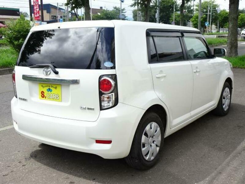 COROLLA RUMION