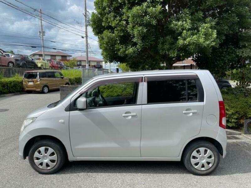 WAGON R
