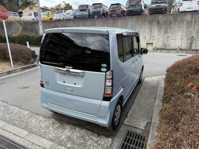 N BOX