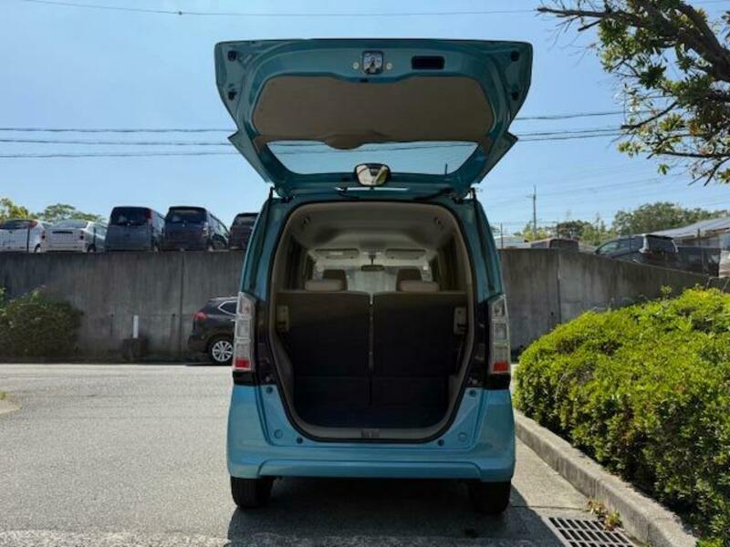 N BOX