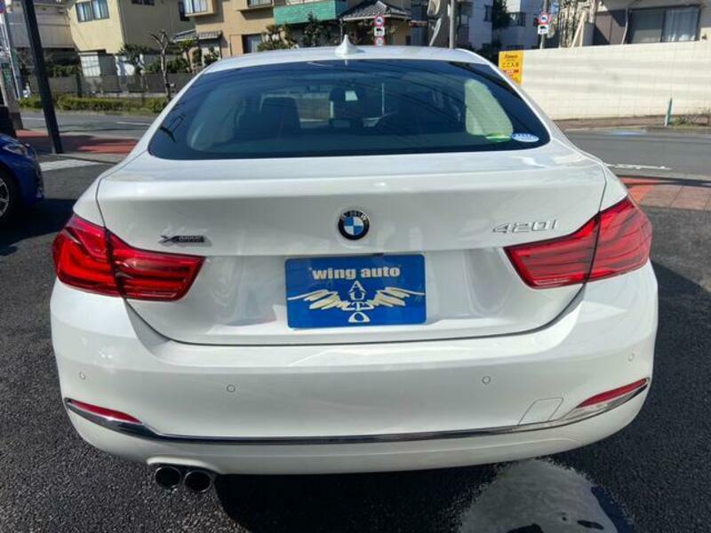 4 SERIES