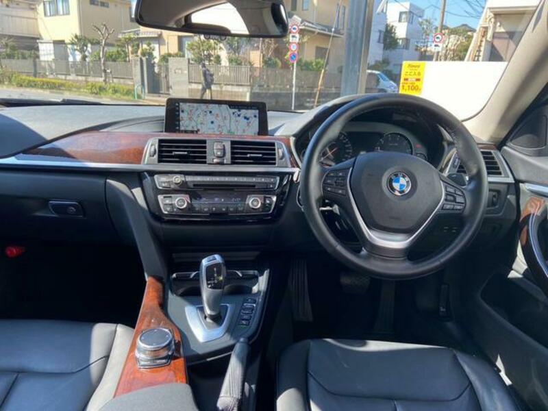 4 SERIES