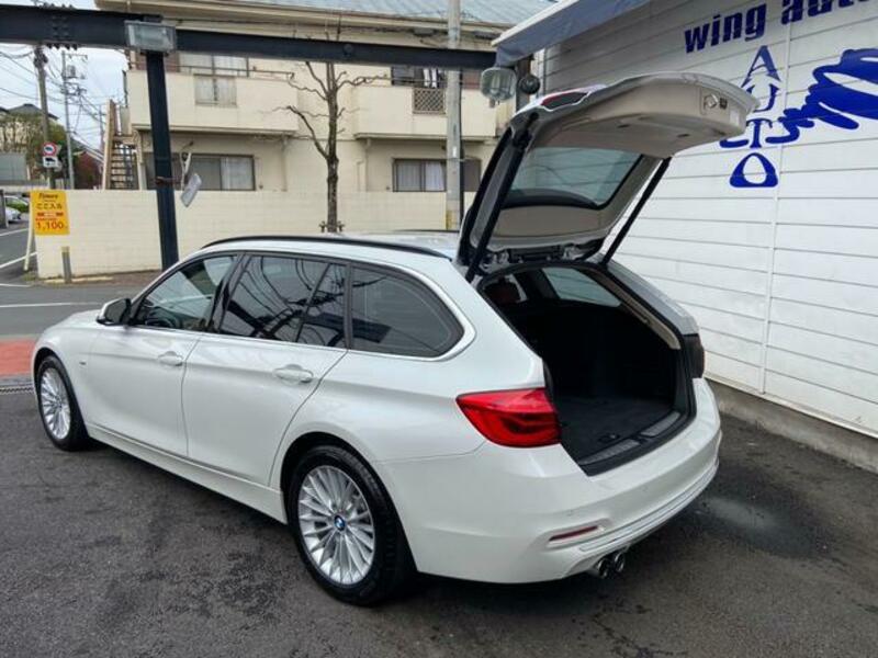 3 SERIES