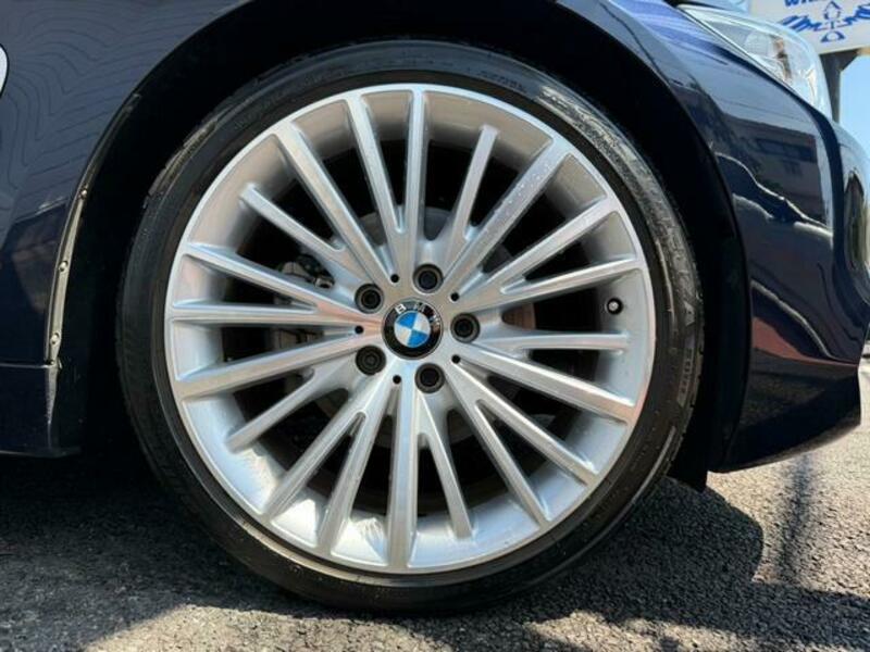 4 SERIES