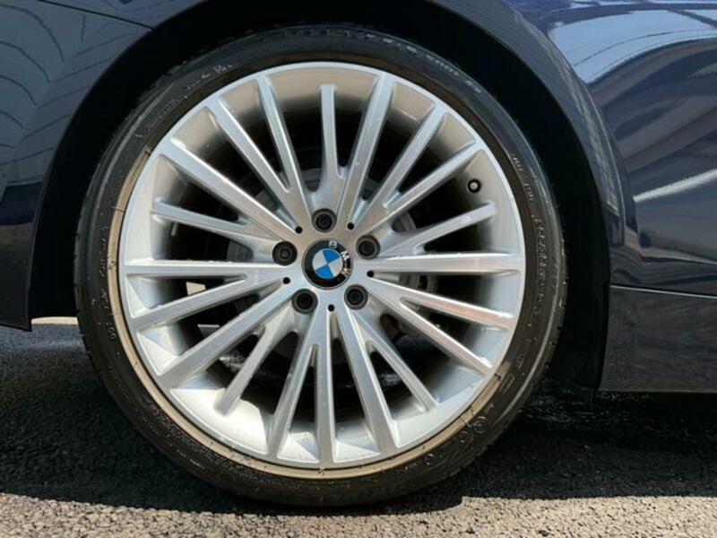 4 SERIES