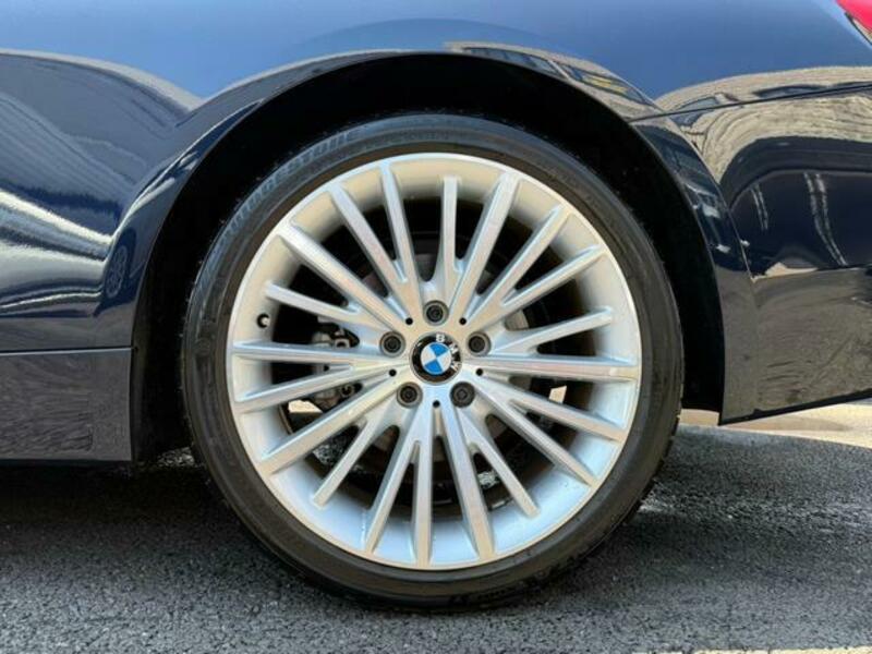 4 SERIES
