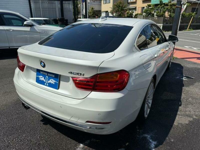 4 SERIES