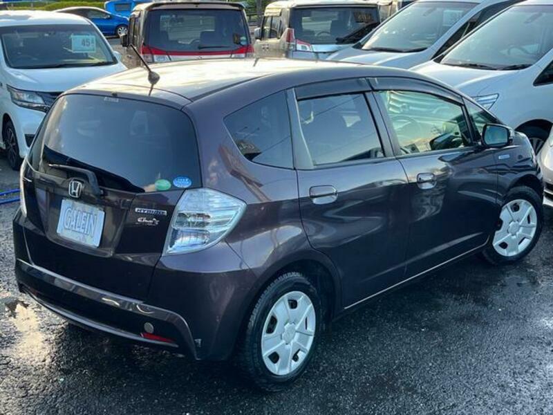 FIT HYBRID