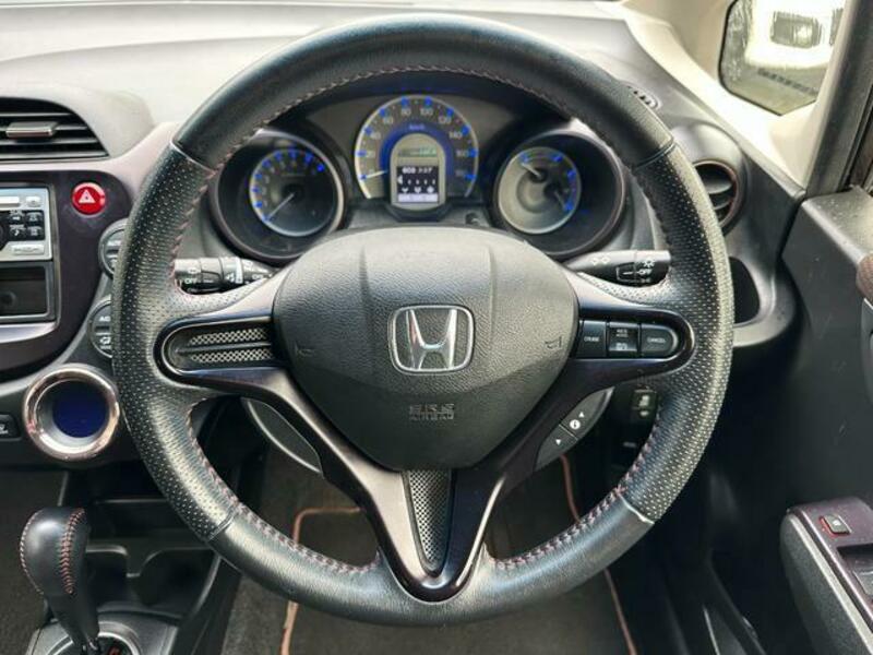 FIT HYBRID