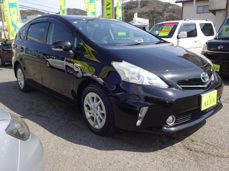 PRIUS ALPHA