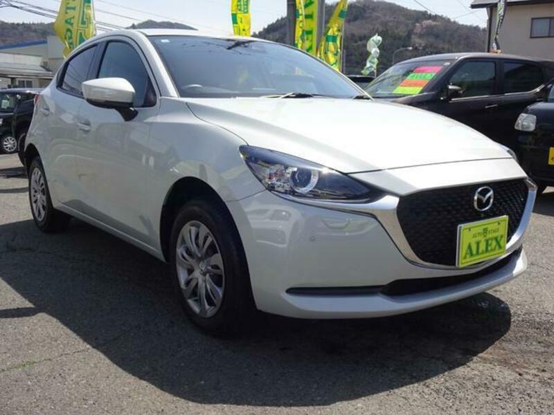 MAZDA2