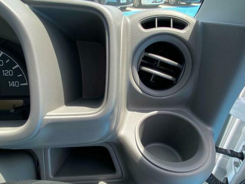 MINICAB VAN