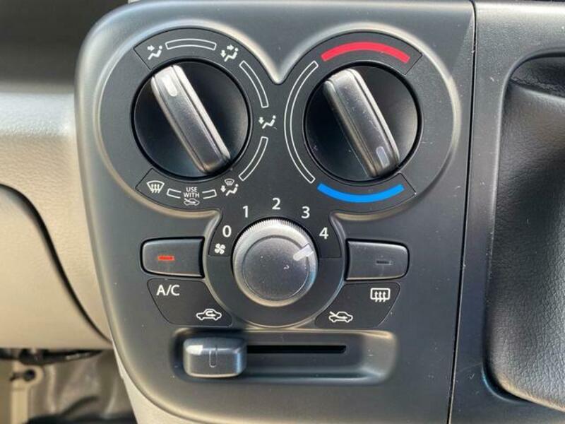 MINICAB VAN