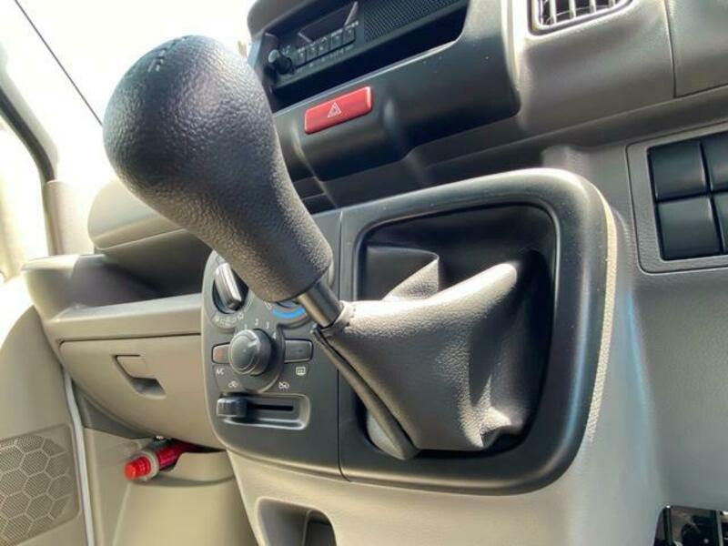 MINICAB VAN