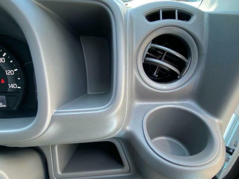 MINICAB VAN