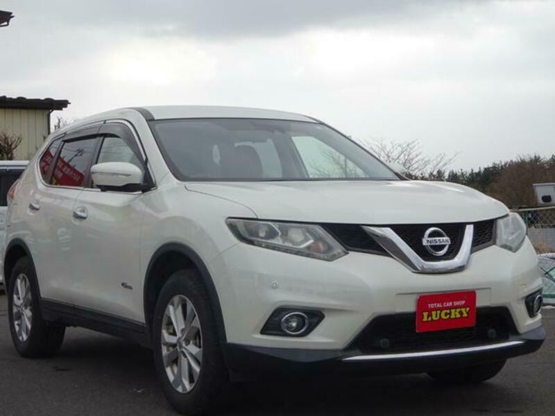 X-TRAIL
