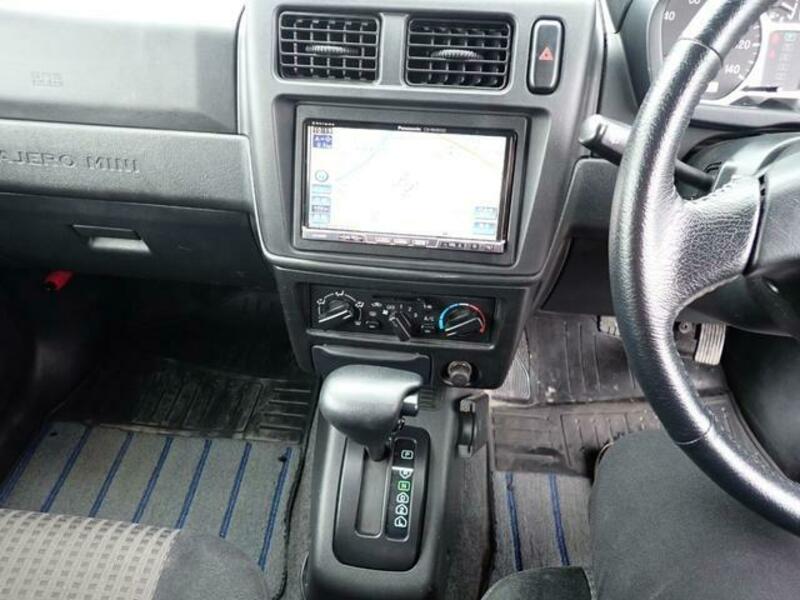 PAJERO MINI