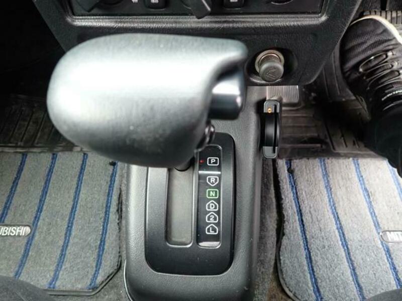 PAJERO MINI