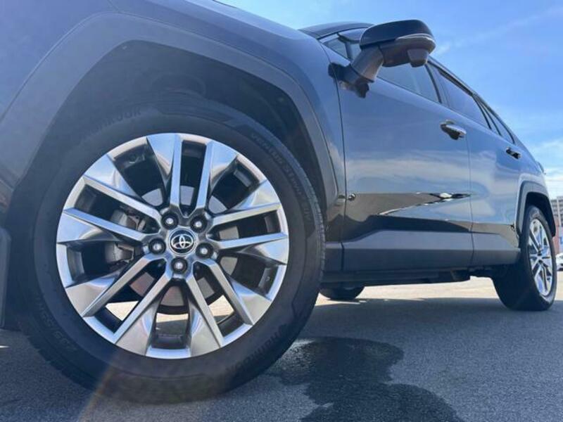 RAV4