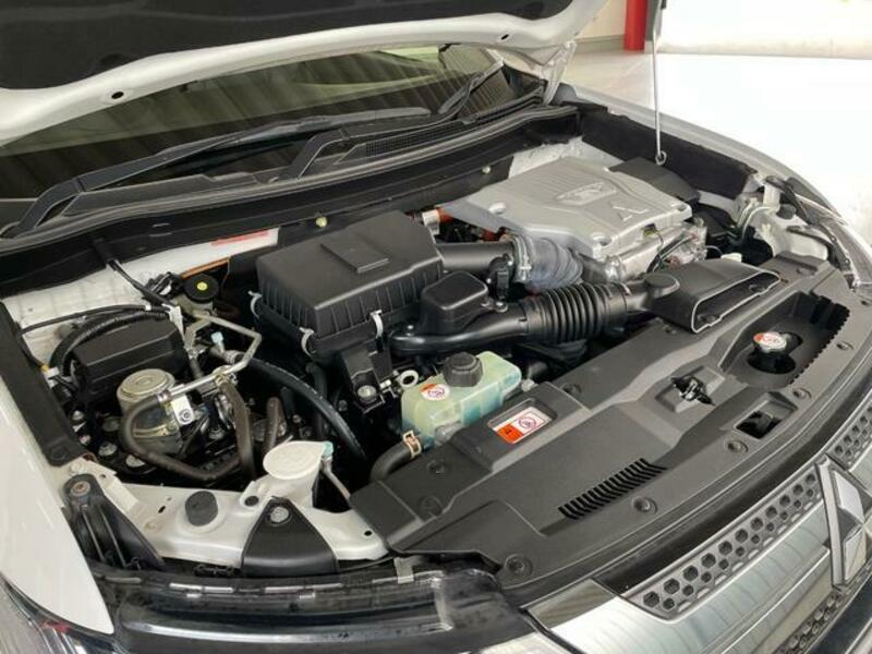 OUTLANDER PHEV