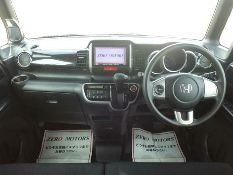 N BOX CUSTOM