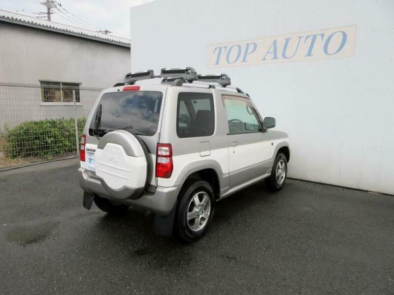 PAJERO MINI